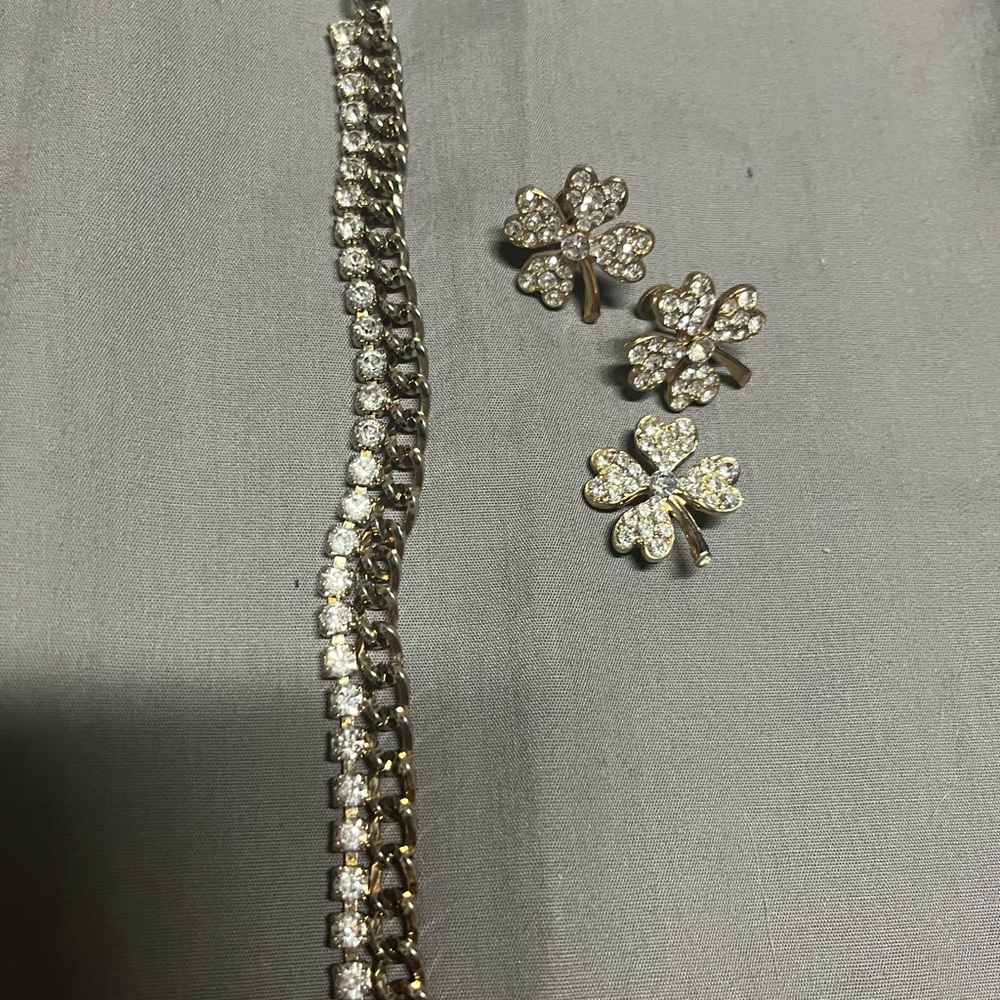 Bundle 3 pieces - Gold Clover Earrings and Rhinestone Bracelet Set